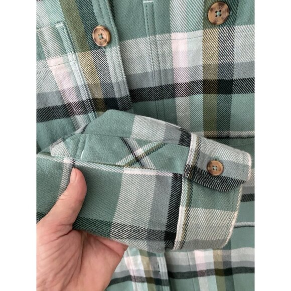 Stio Women’s Size large plaid Heavy flannel unlined jacket - Picture 3 of 11